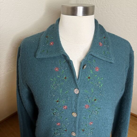VTG Karen Scott Green Wool Embroidered Button Front Cardigan Sweater Womens M - Picture 3 of 10